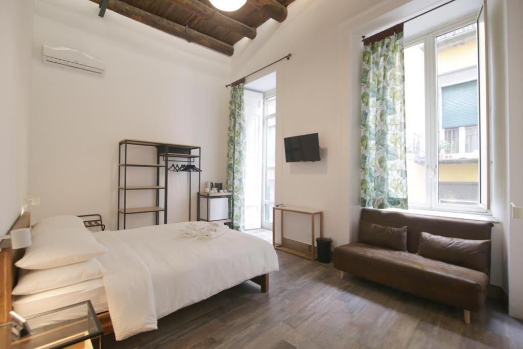 Отель Antica Residenza Fusco Неаполь Экстерьер фото
